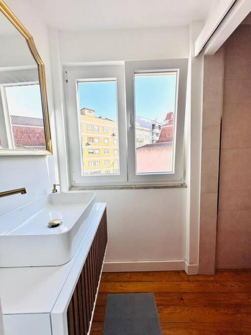 Lisbon City Center Flat For 6 Pp מראה חיצוני תמונה